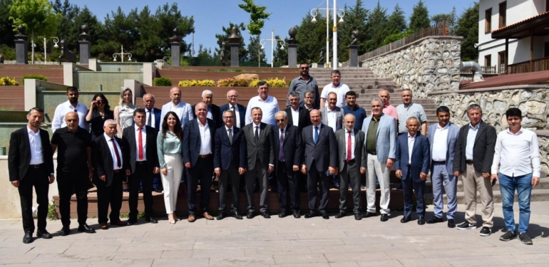 1c83ac96-724b-45ca-8e6f-2a3dd633a61e