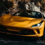 Dans sırasında yanlışlıkla gelinin yüzüne tekme atarak düğünü mahvetti