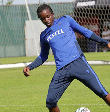 Diabate’ye Trabzonspor yönetiminden kesik! .