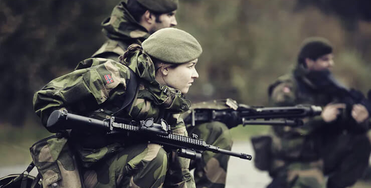 Diyarbakır’da kısıtlamada taşlı, sopalı, bıçaklı kavga