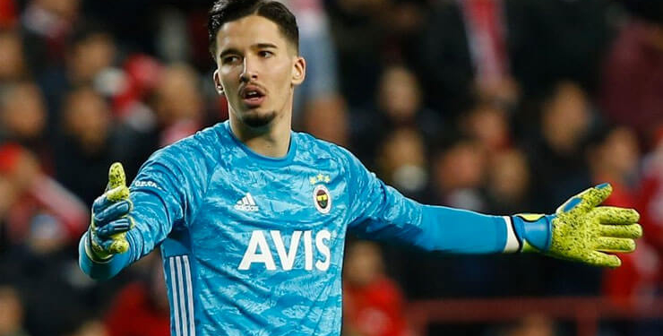 Fenerbahçe’de 28 yıllık tarihi geleneği Altay Bayındır devam ettirdi.