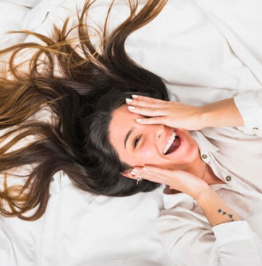 Kazaklar elbise, taytlar pantolon! Evdeki eski kıyafetleri yenilemek için 5 ipucu