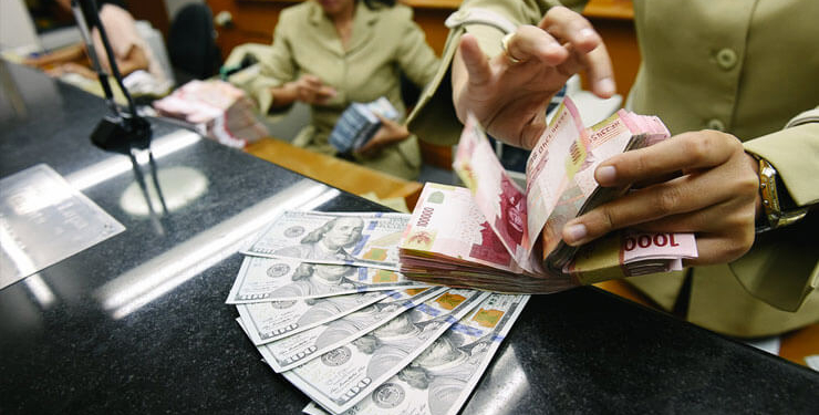 Küresel petrol arzı mayısta azaldı