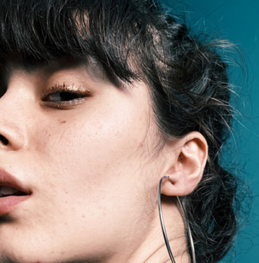 Tabuları Yıkın, Kışın Dolabınızda Beyazlara Yer Açın!