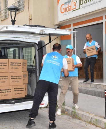 Büyükşehir İhtiyaç Sahiplerinin Yanında (4)