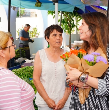 ÇEŞME’DE MAHALLE ZİYARETLERİ HIZ KESMEDEN DEVAM EDİYOR5