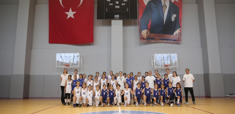 Konak’ta her yaşa ayrı bir spor etkinliği var (7)