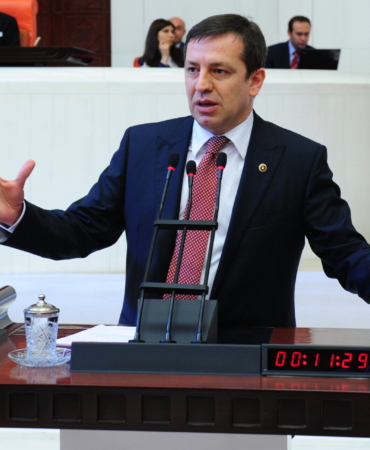 1373529140-scaled-e1681033445204