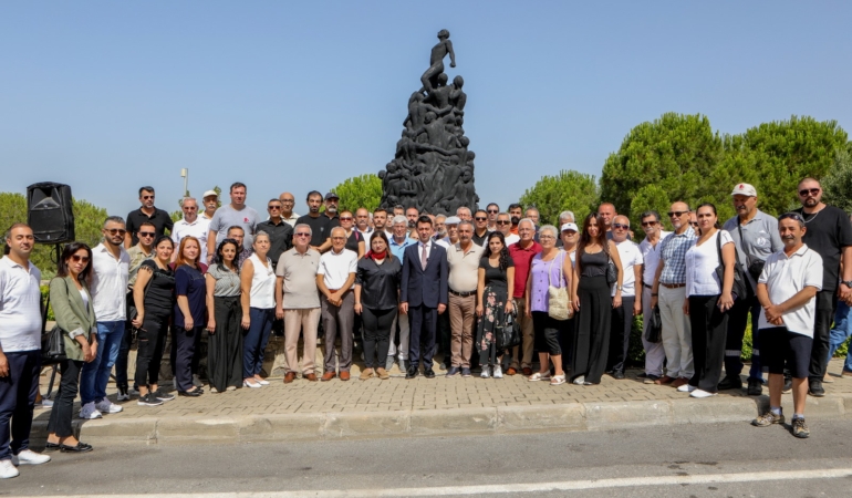 Bayraklı'da Madımak katliamının 31. yılı anıldı (3)