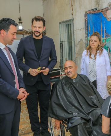 Bayraklı’da evde bakım hizmetleri yüzleri güldürüyor (1)