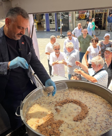 CHP İzmir Aşure Günü (1)