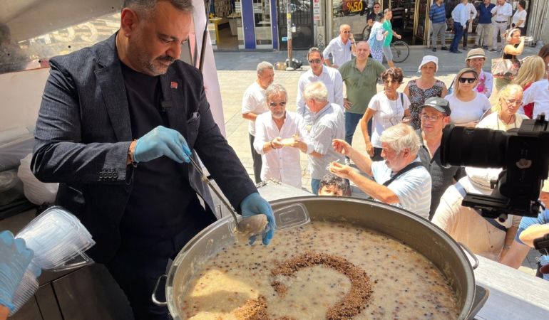 CHP İzmir Aşure Günü (1)
