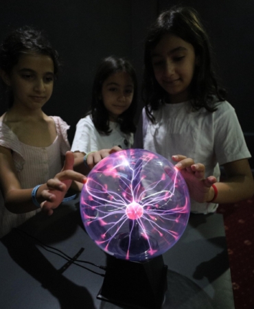 Minik kaşifler Konak’ta bilim dolu bir yaz geçirecek (1)