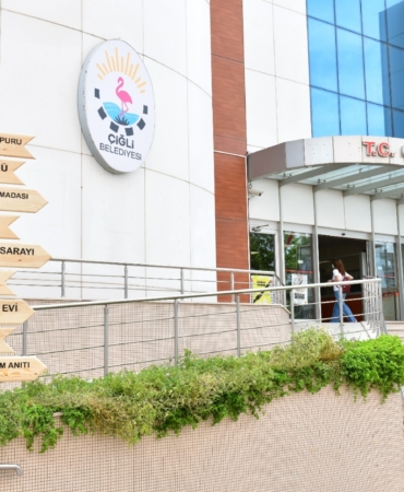 aed8d963-63d3-47c9-a532-1cbb9e66cebf