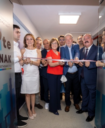 ‘İş’te Konak’ kapılarını açtı (1)