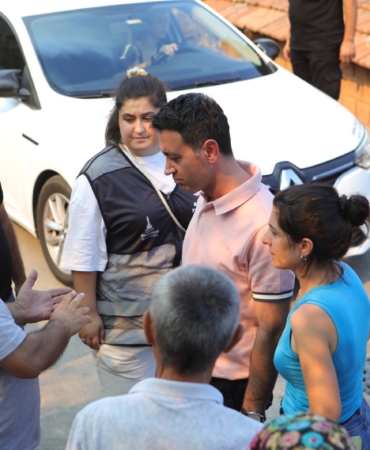 Bayraklı Belediyesinden yangın mağdurlarına destek (1)