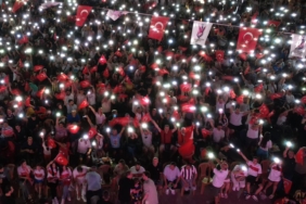 Manisalılar Filenin Sultanları’nı Dev Ekrandan İzleyecek (3)