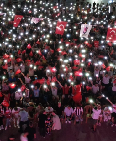 Manisalılar Filenin Sultanları’nı Dev Ekrandan İzleyecek (3)