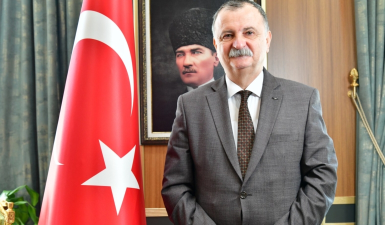 YUNUSEMRE BELEDİYE BAŞKANI SEMİH BALABAN