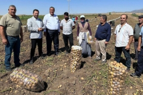 ciftci-isyanda-bu-halk-biz-ekmezsek-dikmezsek-ne-yiyecek