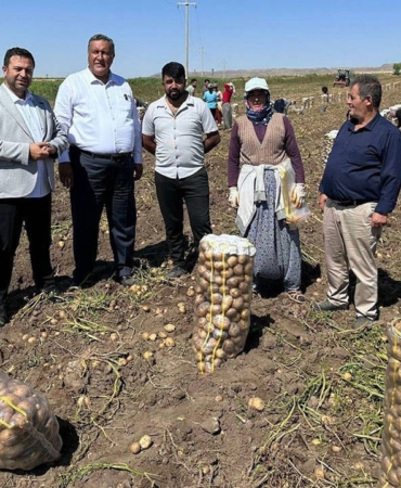 ciftci-isyanda-bu-halk-biz-ekmezsek-dikmezsek-ne-yiyecek