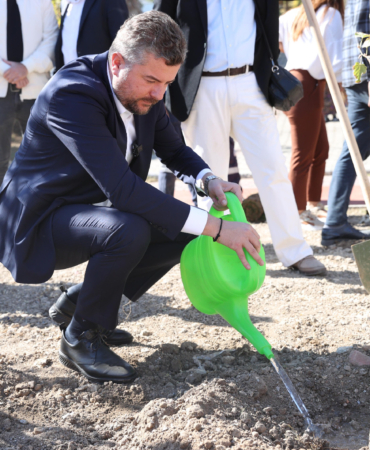 Buca'da Cumhuriyet'in 101.yılı anısına 101 ağaç 04