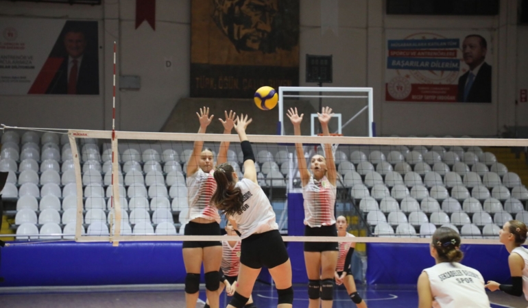 VOLEYBOL (13)