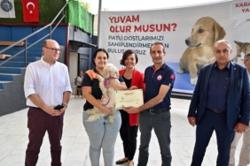 karabağlar belediyesi can dostlarını sahiplendirdi (1)