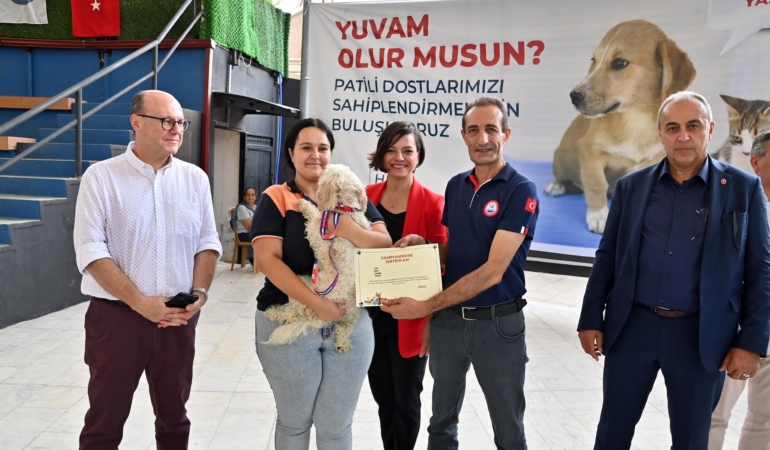 karabağlar belediyesi can dostlarını sahiplendirdi (1)