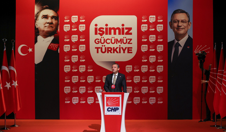 CHP GENEL BAŞKANI ÖZGÜR ÖZEL, BELEDİYE BAŞKANLARI İLE Bİ