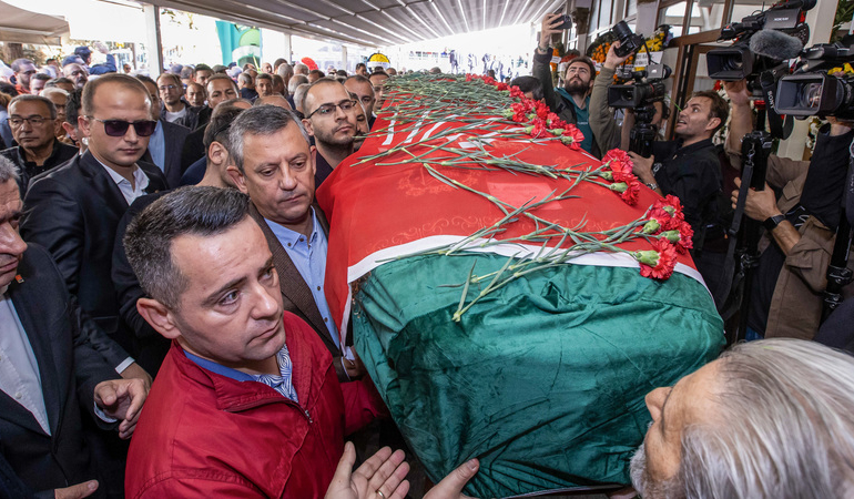 CHP GENEL BAŞKANI ÖZGÜR ÖZEL İZMİR’DE