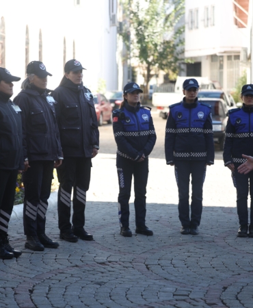 Başkan Aras Kadın Çalışanları ile Bir Araya Geldi (5)