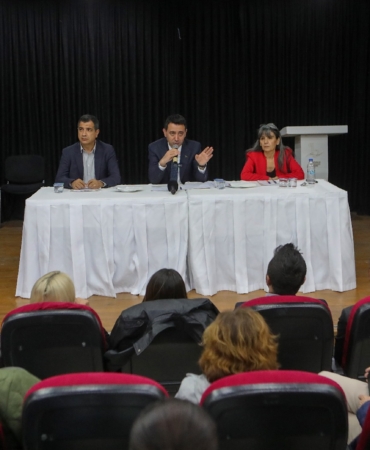 Başkan Önal, depremzedelerle bir araya geldi (2)