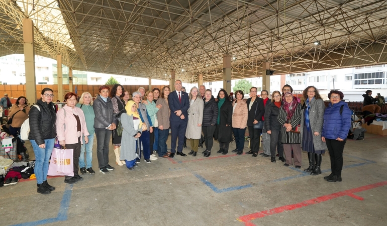 Gaziemir El Emeği ve Satış Pazarı (6)