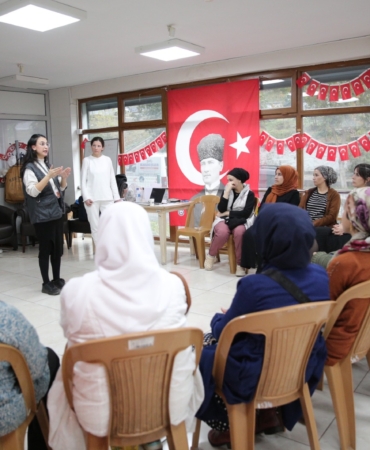 Konaklı kadınlara şiddete karşı hakları anlatıldı (3)
