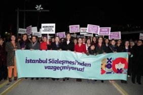 ŞEHZADELER’DE KADINLARDAN ŞİDDETE KARŞI GECE YÜRÜYÜŞÜ (4)