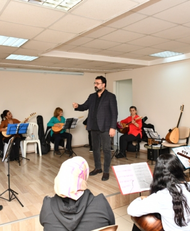 6f37cb8f-563d-46b1-9a24-53a98cb2de8b