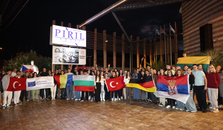 Başkan Denizli, Erasmuslu gençlerle buluştu 7