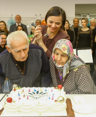 Başkan Kınay huzurevi ziyareti (2)