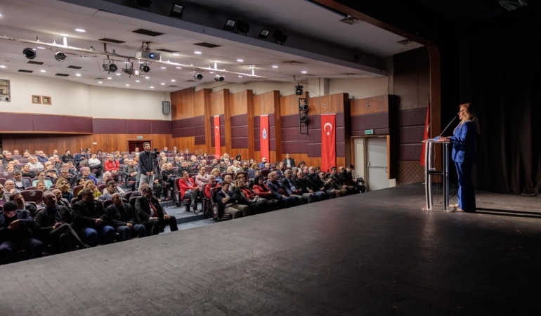 Başkan Mutlu muhtarlarla buluştu Mazeret değil hizmet üretmeye devam edeceğiz (6)