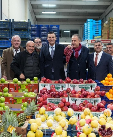 Başkan Zeyrek Hal Esnafı ile Bir Araya Geldi (1)