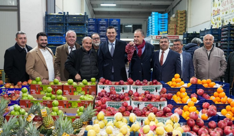 Başkan Zeyrek Hal Esnafı ile Bir Araya Geldi (1)