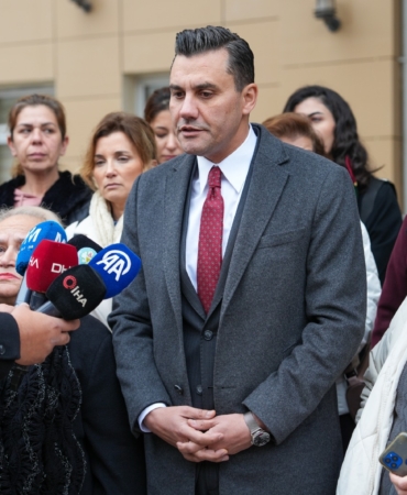 Başkan Zeyrek’ten Eşi Tarafından Öldürülen Seda Eller’in ailesine destek (10)