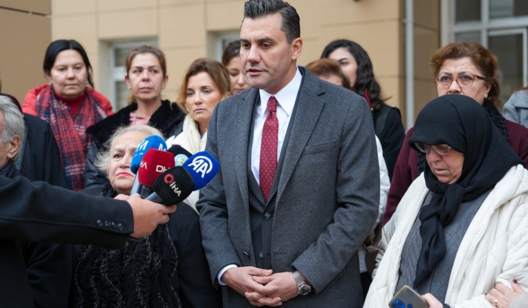 Başkan Zeyrek’ten Eşi Tarafından Öldürülen Seda Eller’in ailesine destek (10)