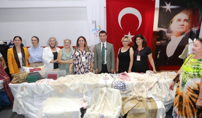 Bayraklı’da ‘Gelenekten geleceğe kadın buluşmaları’ (2)