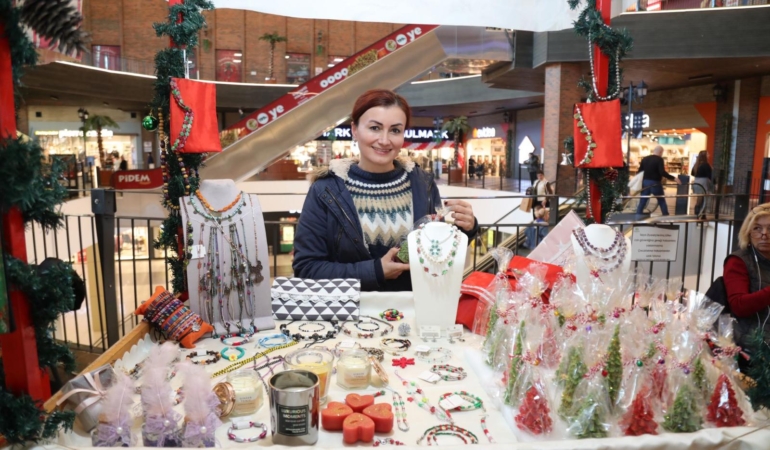 Bayraklı’nın üreten kadınlarından yılbaşına özel sergi (5)