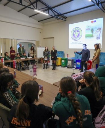 Buca'da çocuklara iklim değişikliği eğitimi 01