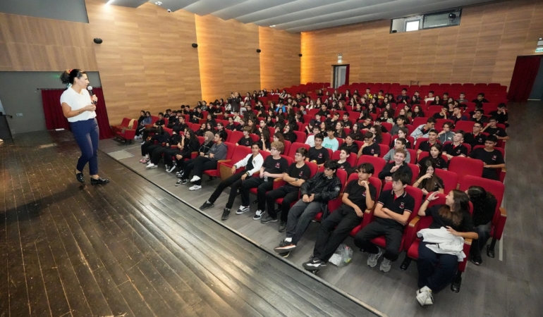 Gaziemir Belediyesi’nden 4 bin 341 öğrenciye geri dönüşüm eğitimi (1)