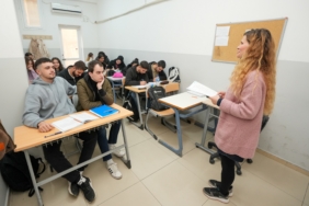 Gaziemir Belediyesi’nden bin 180 öğrenciye ücretsiz eğitim (3)