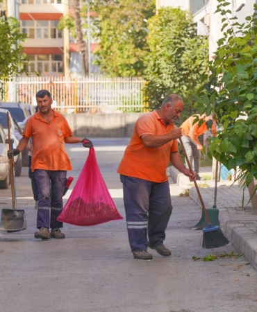 Gaziemir’de temizlik seferberliği (4)